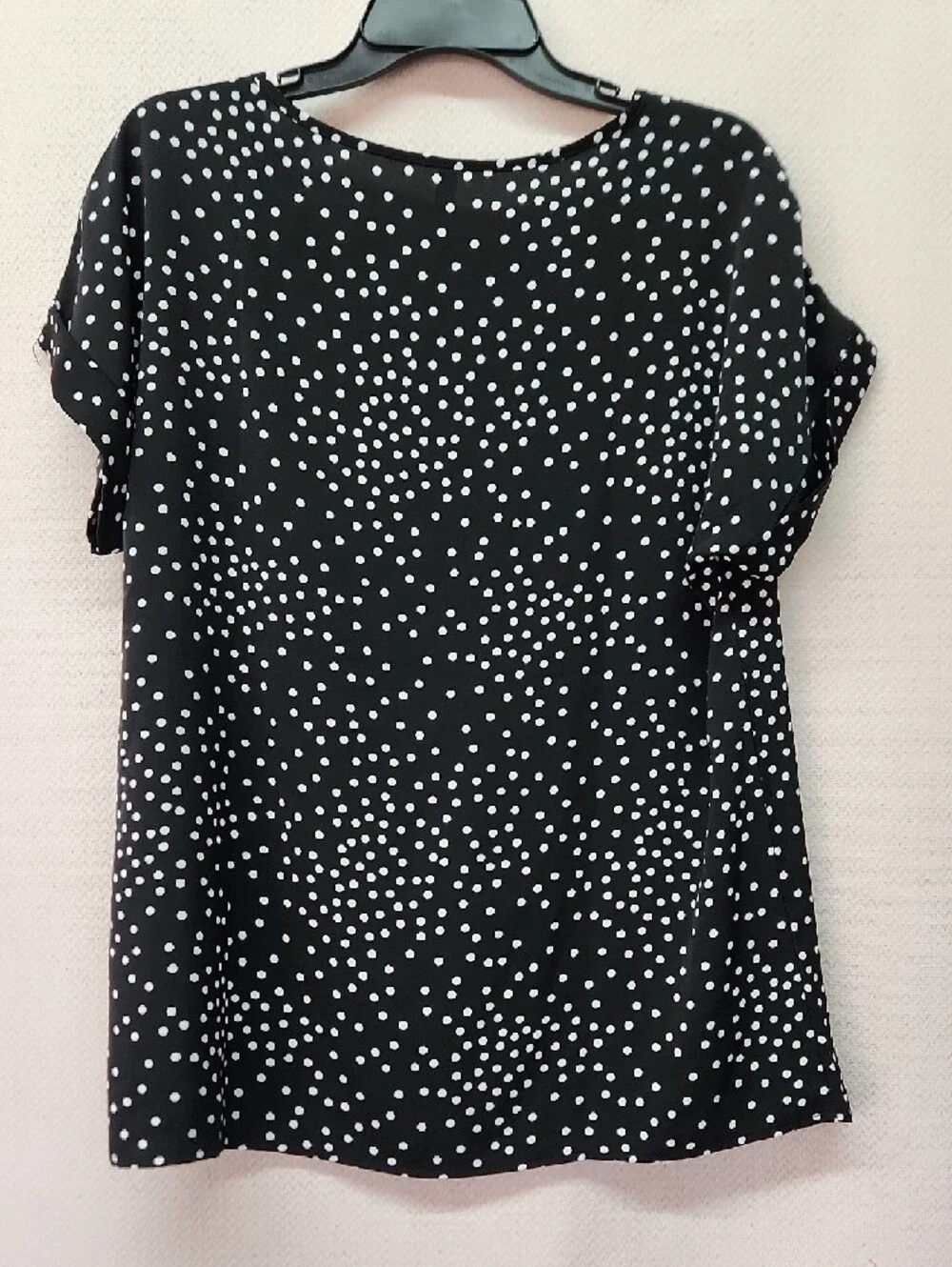 Polka Dot V-Neck Short Sleeve Top - Black/White - Picture 4 of 4